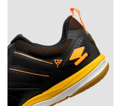 UMBRO PRO 5 BUMP STABLE U03FB00439