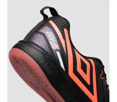 UMBRO PRO 5 BUMP II U03FB00509